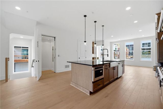 2051 Lanier Grove, Alpharetta, GA 30009