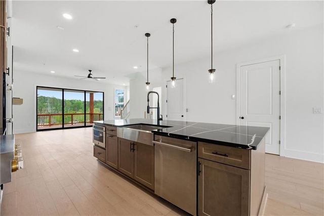 2051 Lanier Grove, Alpharetta, GA 30009