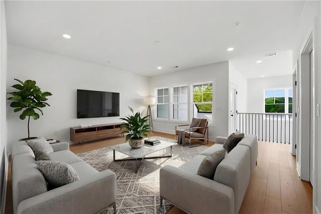 2051 Lanier Grove, Alpharetta, GA 30009