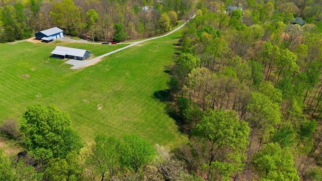 1043 Murphy Hollow Road, Vanleer, TN 37181