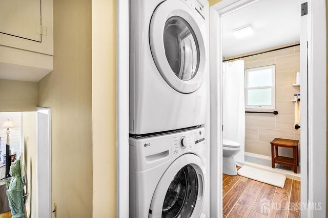 4 Lynbrook Place, East Brunswick, NJ 08816