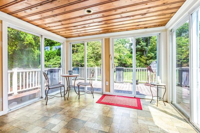 4 Lynbrook Place, East Brunswick, NJ 08816