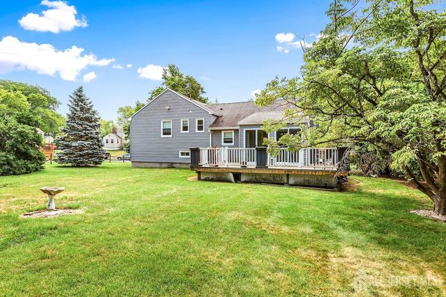 4 Lynbrook Place, East Brunswick, NJ 08816