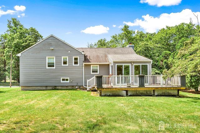4 Lynbrook Place, East Brunswick, NJ 08816