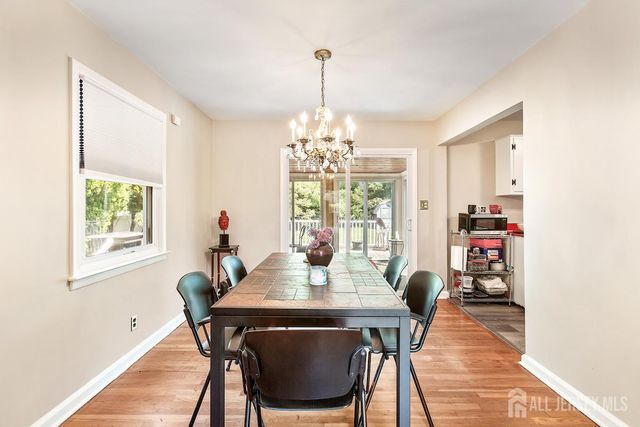 4 Lynbrook Place, East Brunswick, NJ 08816