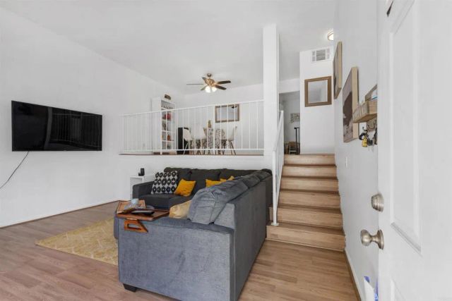 14293 Foothill Blvd 19, Sylmar, CA 91342