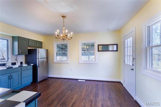 324 Eldridge Avenue, Rock Hill, MO 63119