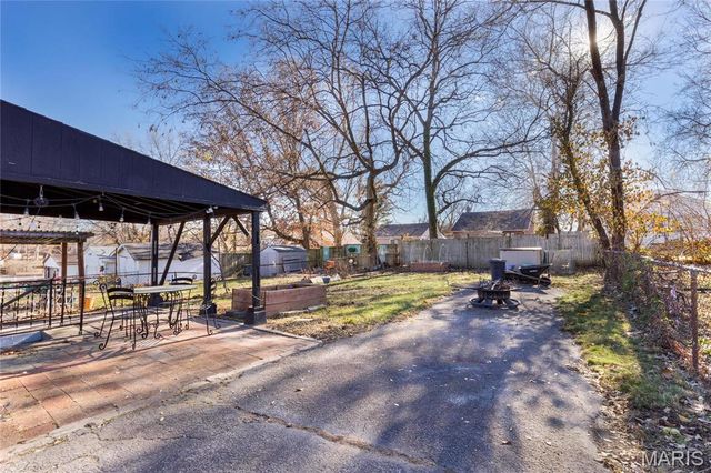 324 Eldridge Avenue, Rock Hill, MO 63119