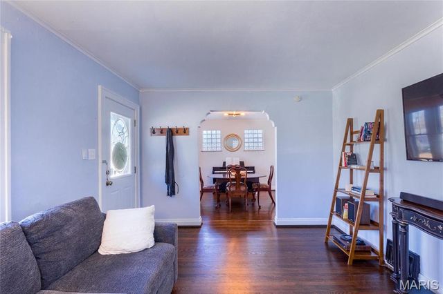 324 Eldridge Avenue, Rock Hill, MO 63119