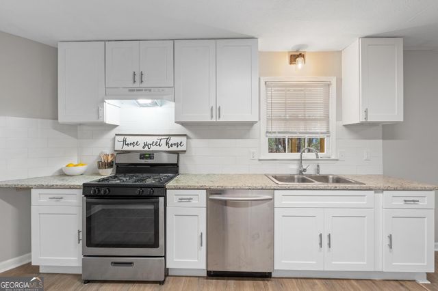 140 ELBERTA Drive, Newnan, GA 30265