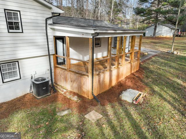 140 ELBERTA Drive, Newnan, GA 30265