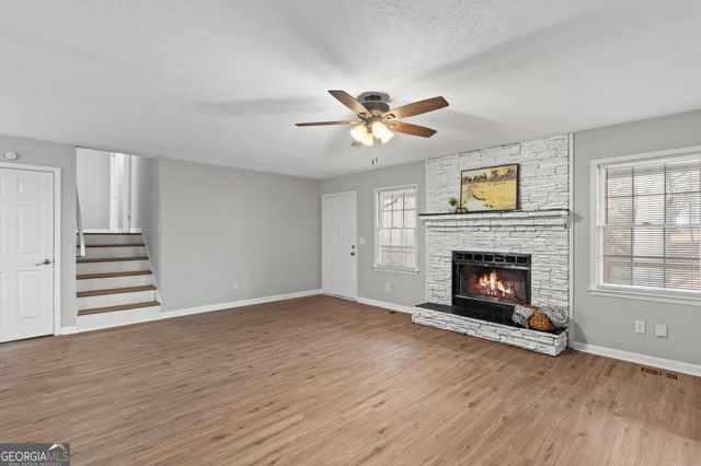 140 ELBERTA Drive, Newnan, GA 30265