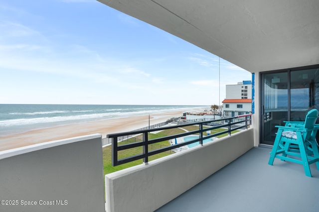 1420 N Atlantic Avenue 302, Daytona Beach, FL 32118