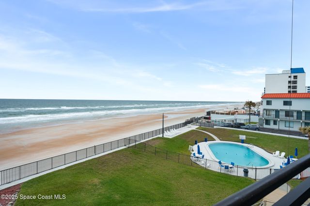 1420 N Atlantic Avenue 302, Daytona Beach, FL 32118