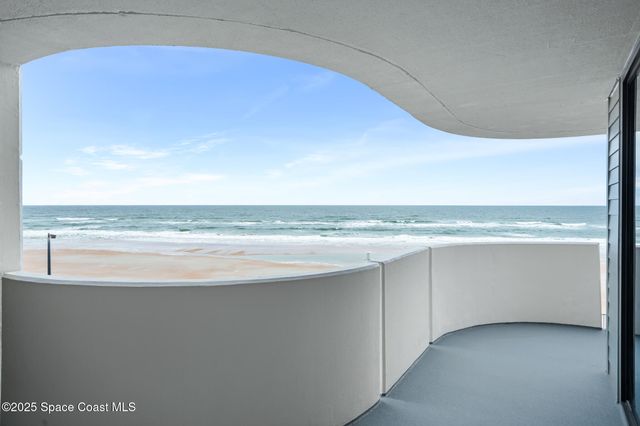 1420 N Atlantic Avenue 302, Daytona Beach, FL 32118