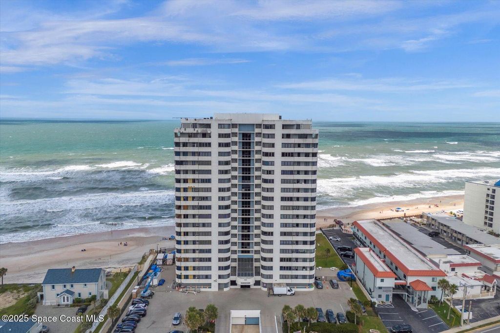 1420 N Atlantic Avenue 302, Daytona Beach, FL 32118