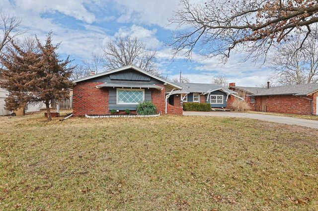 6206 E 11th St N, Wichita, KS 67208