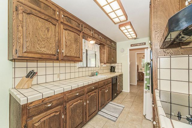 10562 Millerton Road, Clovis, CA 93619