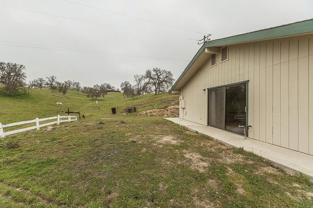 10562 Millerton Road, Clovis, CA 93619