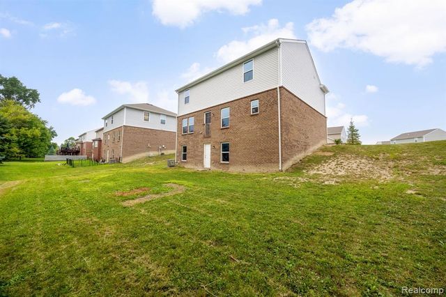 10306 Island Lake Drive, Taylor, MI 48180