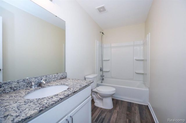 10306 Island Lake Drive, Taylor, MI 48180