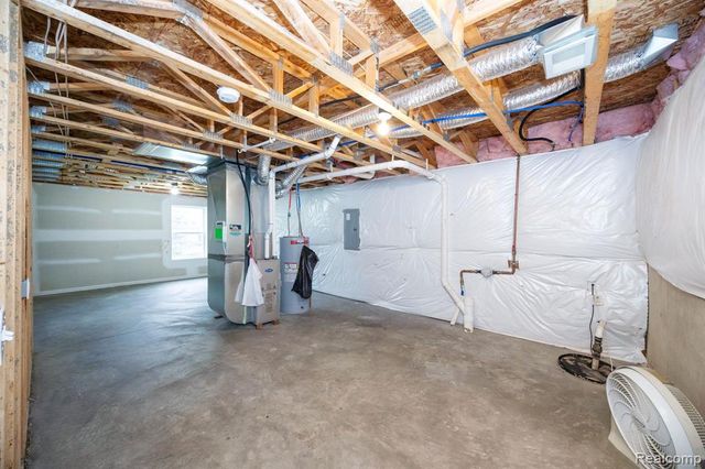 10306 Island Lake Drive, Taylor, MI 48180