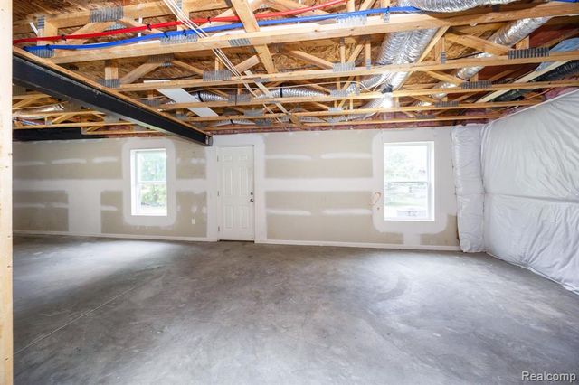 10306 Island Lake Drive, Taylor, MI 48180