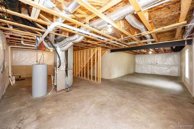 10306 Island Lake Drive, Taylor, MI 48180