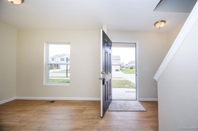 10306 Island Lake Drive, Taylor, MI 48180