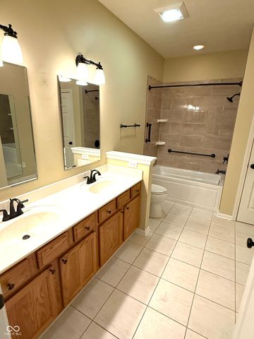 6981 Park Square Drive C, Avon, IN 46123