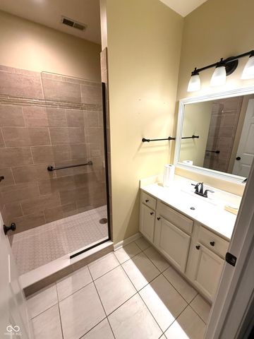 6981 Park Square Drive C, Avon, IN 46123