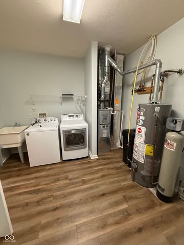 6981 Park Square Drive C, Avon, IN 46123