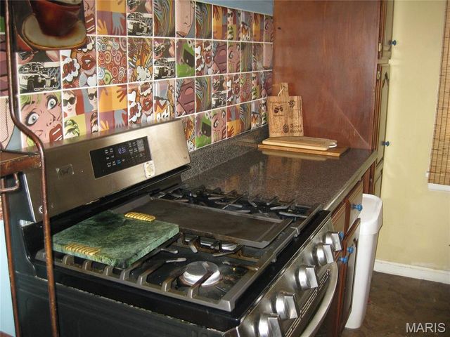 1366 Trampe Avenue, St Louis, MO 63138