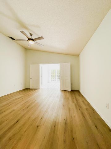 5851 Bristol Lane, Davie, FL 33331