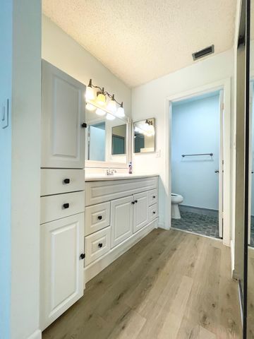 5851 Bristol Lane, Davie, FL 33331