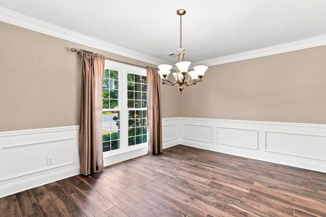 5719 Fairwood Drive NW, Acworth, GA 30101