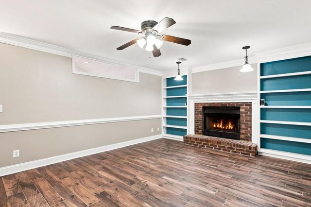 5719 Fairwood Drive NW, Acworth, GA 30101