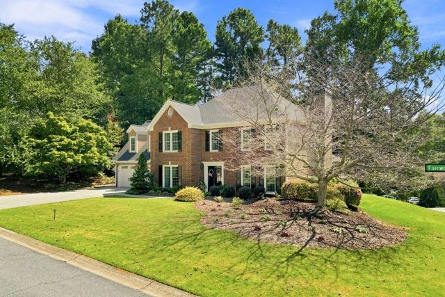 5719 Fairwood Drive NW, Acworth, GA 30101