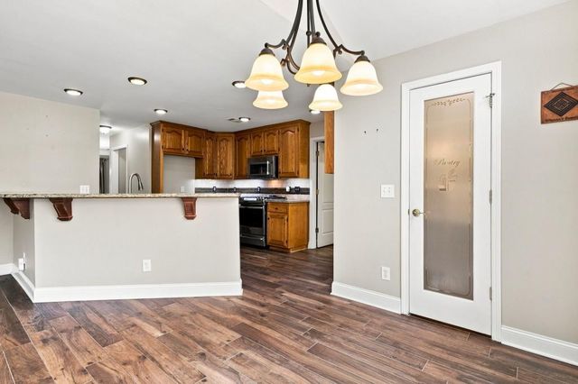5719 Fairwood Drive NW, Acworth, GA 30101