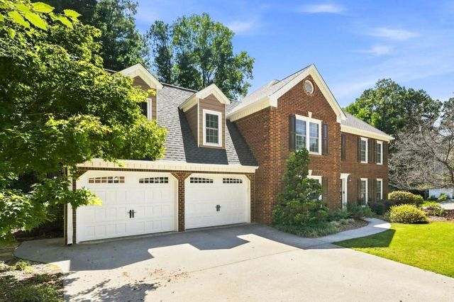 5719 Fairwood Drive NW, Acworth, GA 30101