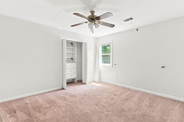 5719 Fairwood Drive NW, Acworth, GA 30101