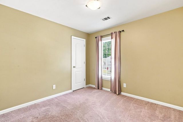 5719 Fairwood Drive NW, Acworth, GA 30101
