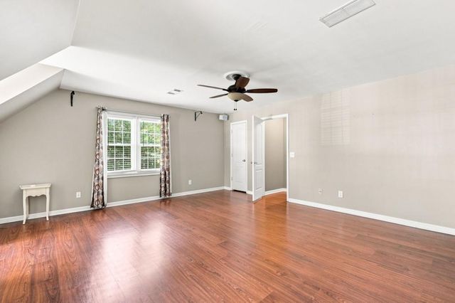 5719 Fairwood Drive NW, Acworth, GA 30101