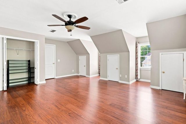 5719 Fairwood Drive NW, Acworth, GA 30101