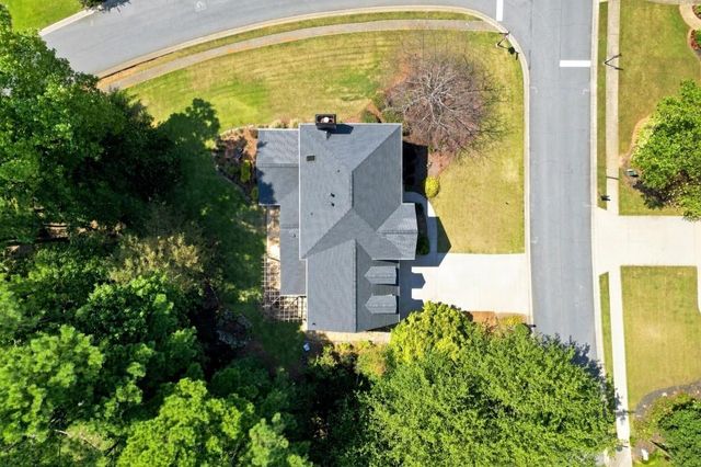 5719 Fairwood Drive NW, Acworth, GA 30101