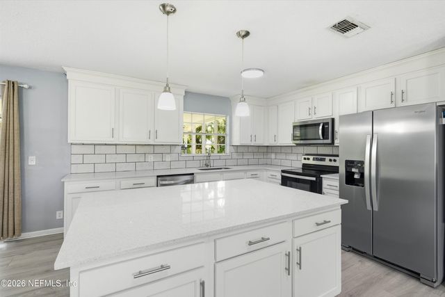 9744 SAPPINGTON Avenue, Jacksonville, FL 32208
