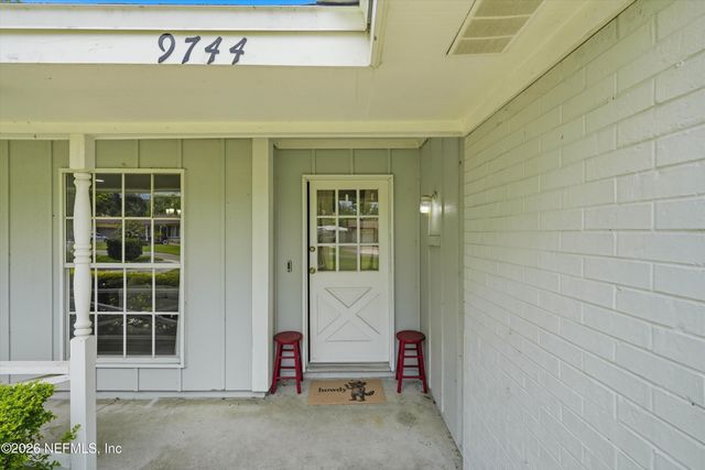 9744 SAPPINGTON Avenue, Jacksonville, FL 32208