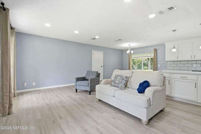 9744 SAPPINGTON Avenue, Jacksonville, FL 32208