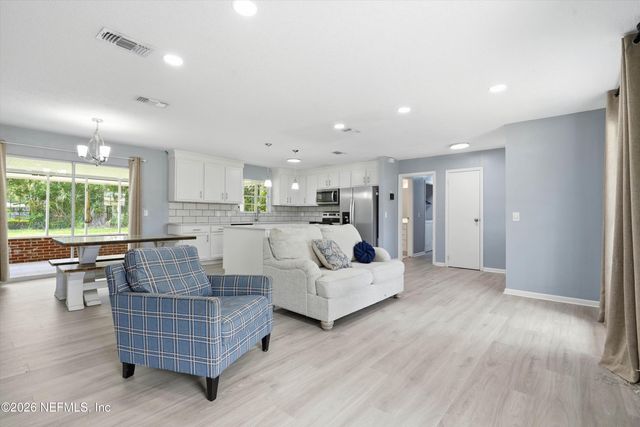 9744 SAPPINGTON Avenue, Jacksonville, FL 32208