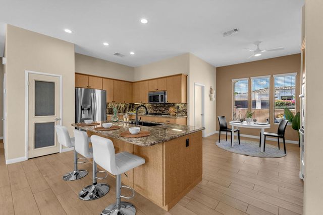 75840 Sarazen Way, Palm Desert, CA 92211